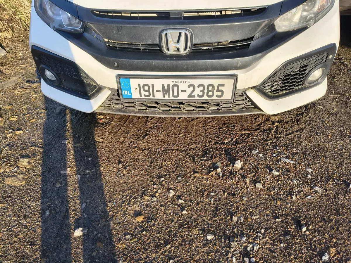 Honda Civic 2019 - Image 4