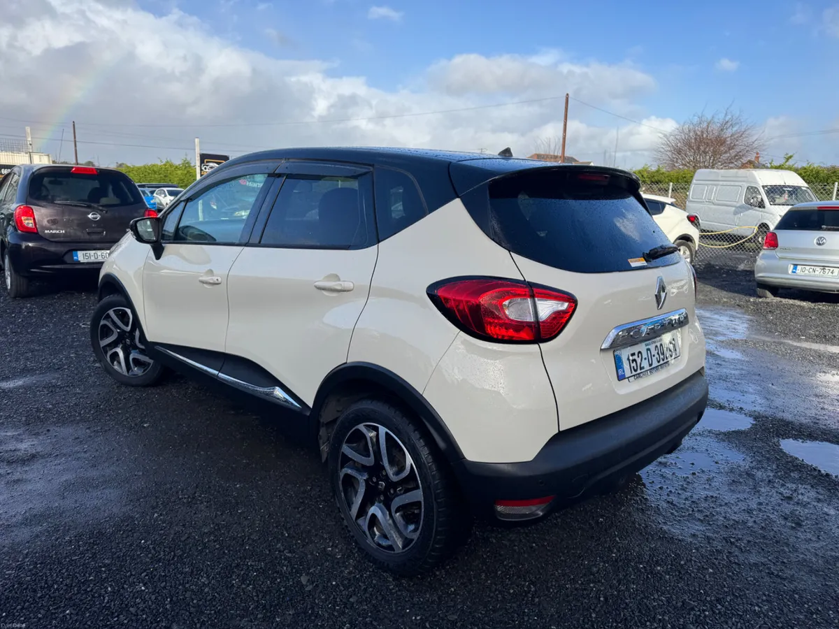 Renault Captur Automatic - Image 3