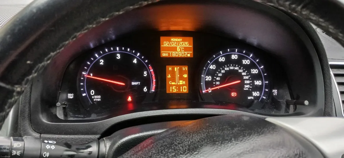 Toyota Avensis 2013 - Image 4