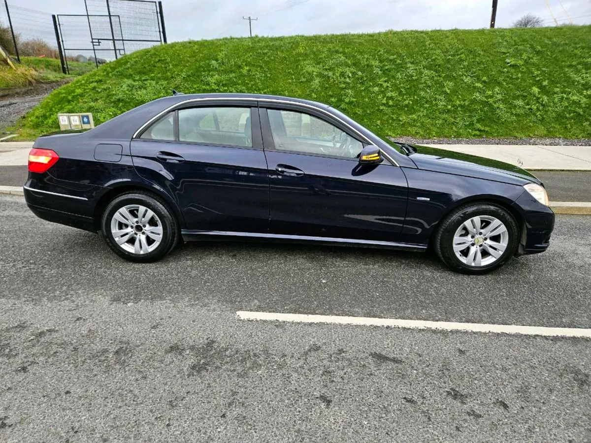 Mercedes e220 cdi AUTOMATIC  NCT 01/2027 TAX 06/20 - Image 2