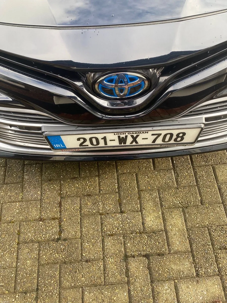 Toyota Camry High Spec - Image 3