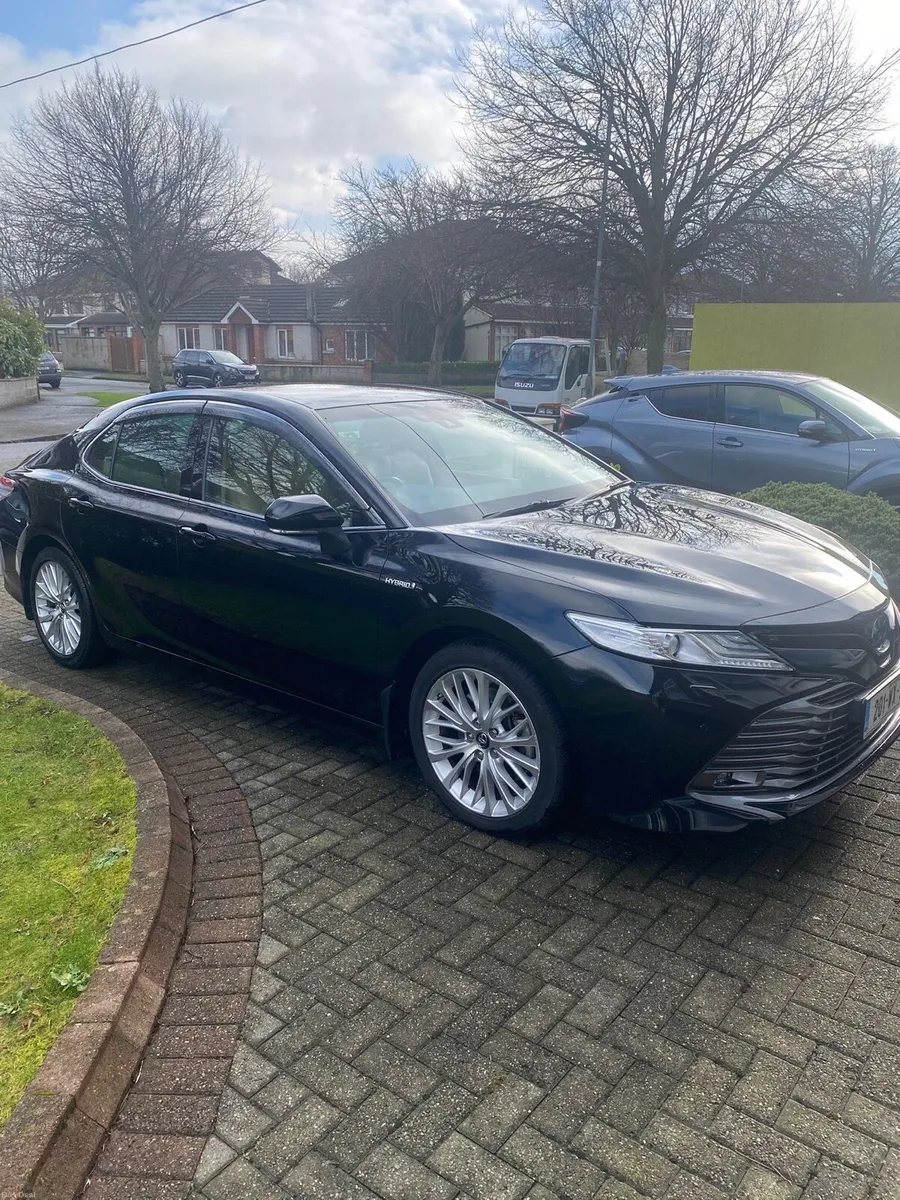 Toyota Camry High Spec - Image 1