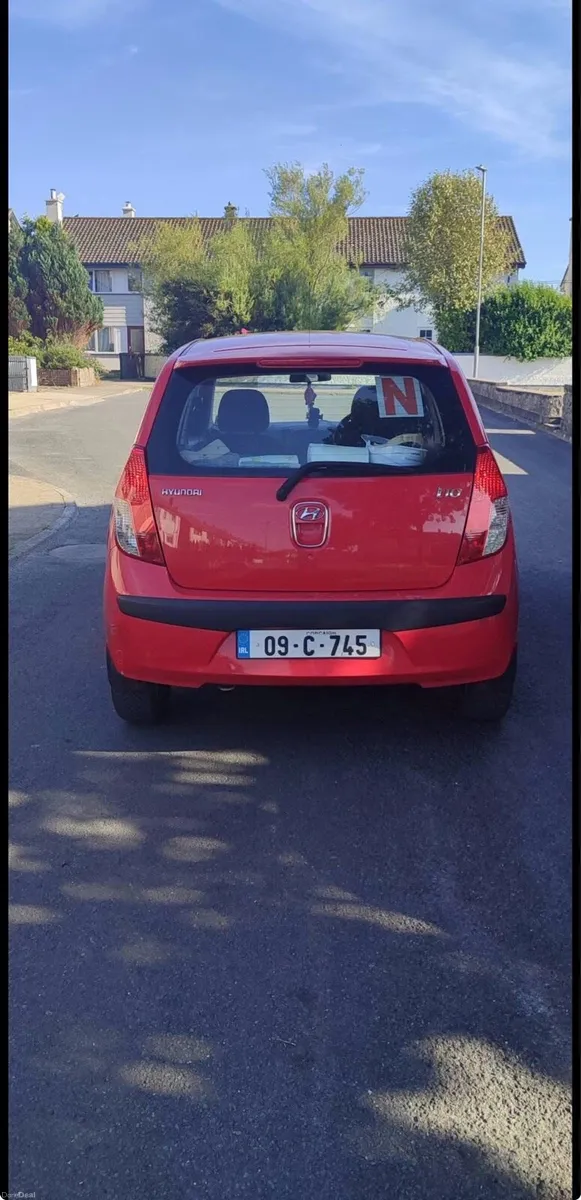 Hyundai i10 - Image 2