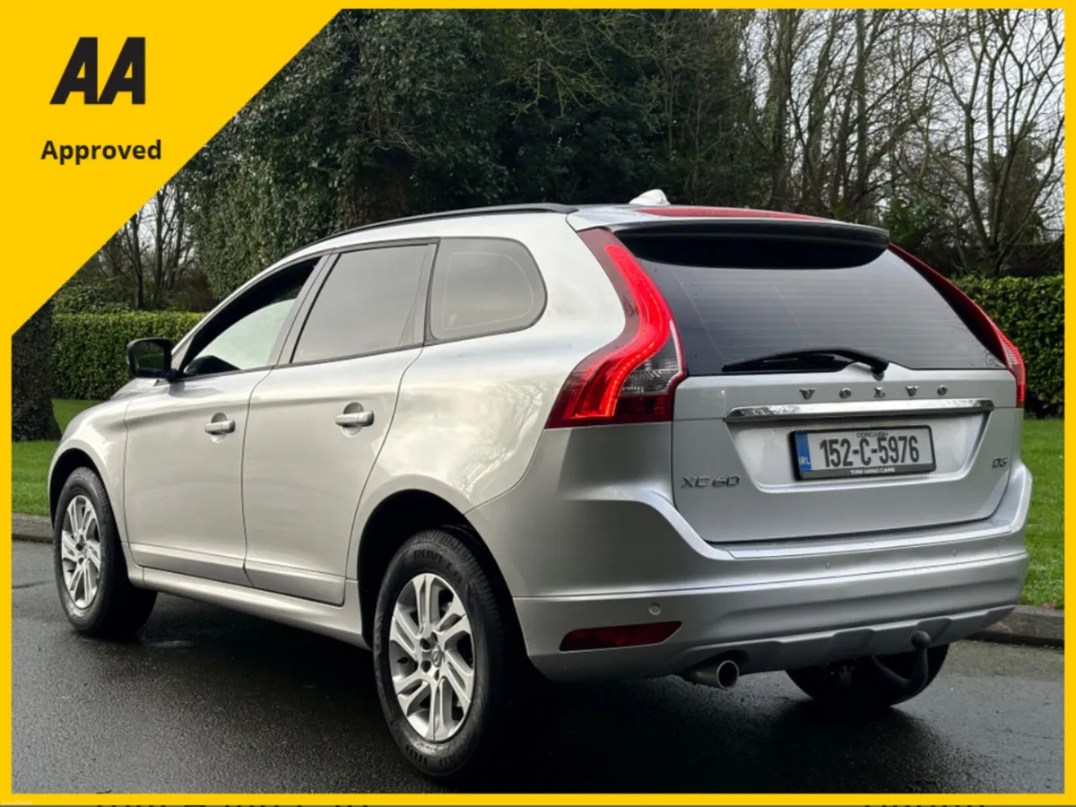 Volvo XC60 2.0D FWD ES 2015 *FULL SERVICE HISTORY* - Image 6