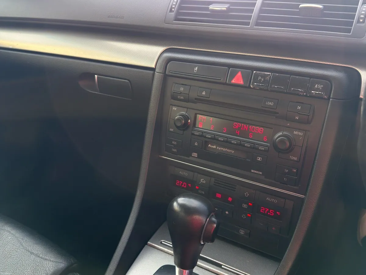 Audi A4 Automatic - Image 4