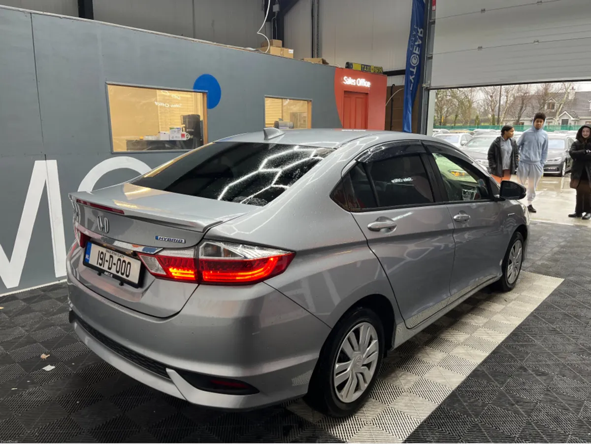 Honda Grace €15950 2019 HONDA GRACE 1.5 AUTOMATIC - Image 2