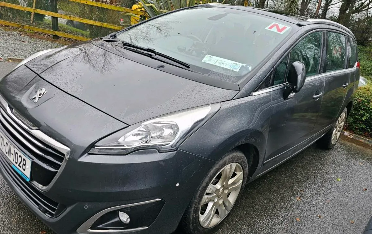 Peugeot 5008 auto, long nct/low mileage - Image 3