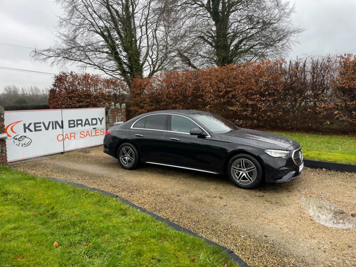 Mercedes-Benz E-Class 220 AMG LINE DIESEL 2.0 LITR - Image 1