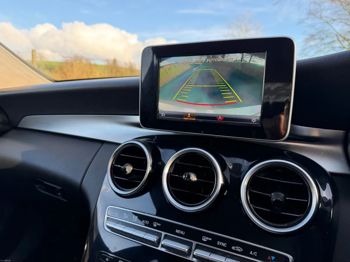 2015 Mercedes Benz C220 7G Auto - Image 2