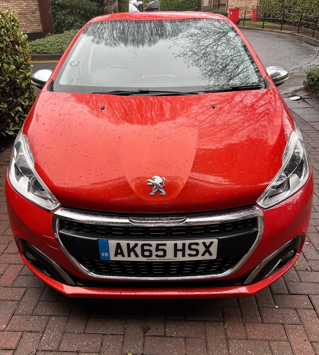 Very good Peugeot 208 - Image 2