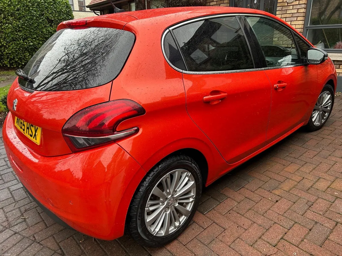 Very good Peugeot 208 - Image 3