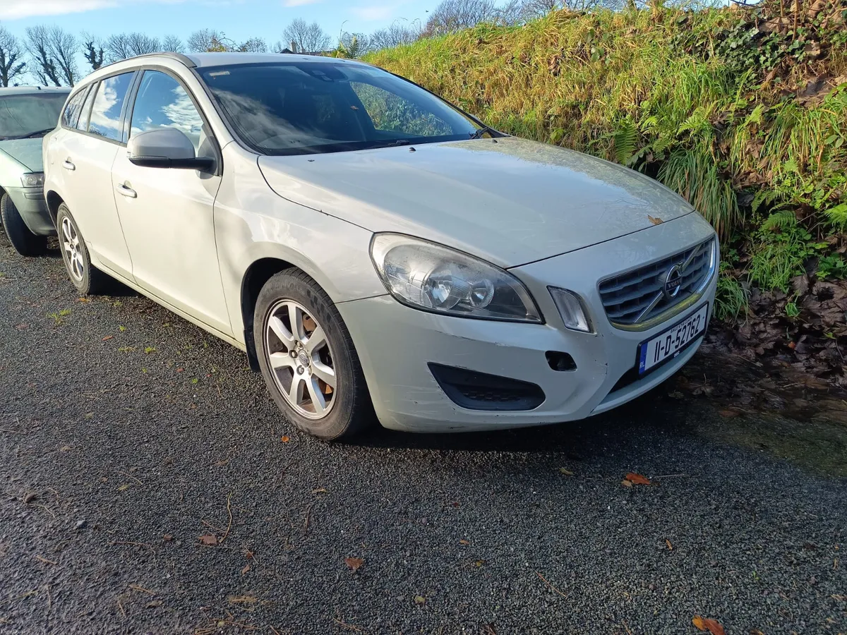 Volvo V60 2011 nctd - Image 1