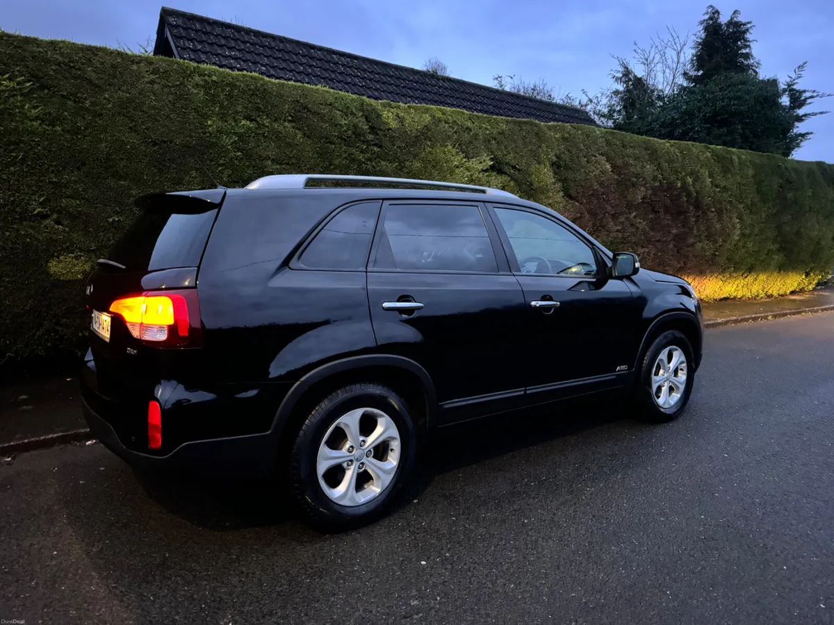 Kia Sorento 4x4 7 seater - Image 3