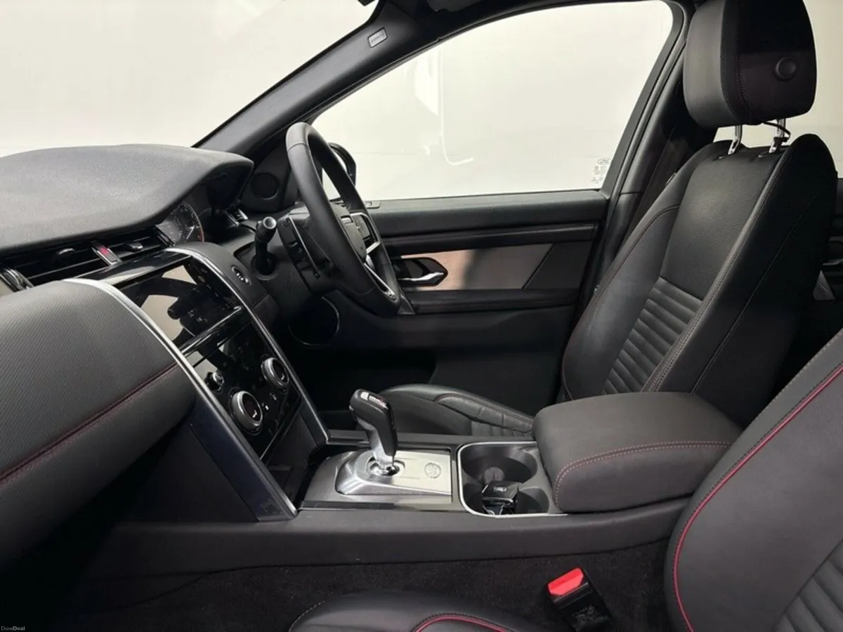 Land Rover Discovery Sport SPORT 1.5 PHEV R-DYNAMI - Image 6