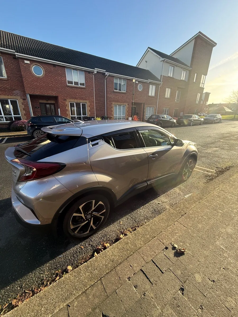 2018 C-HR high spec - Image 4