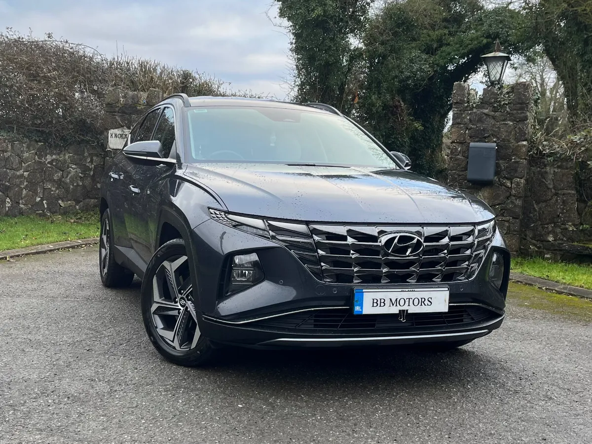 Hyundai Tucson 2WD Executive Plus HEV Auto - Image 1