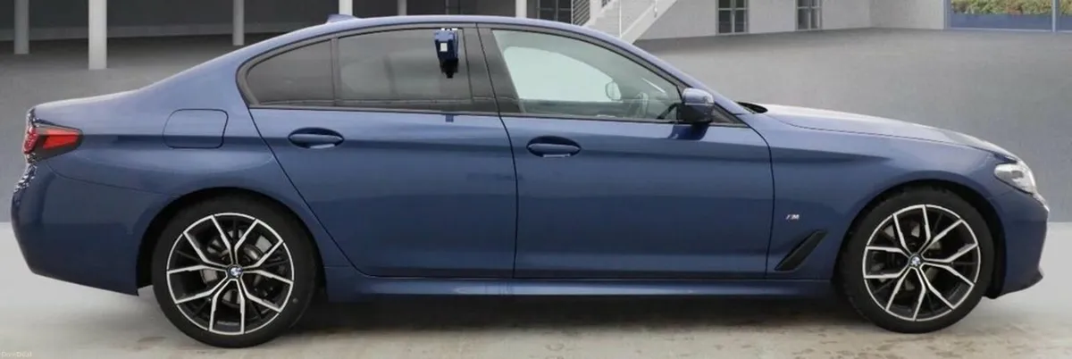 2.0 520d MHT M Sport Saloon 4dr Diesel Hybrid Step - Image 3