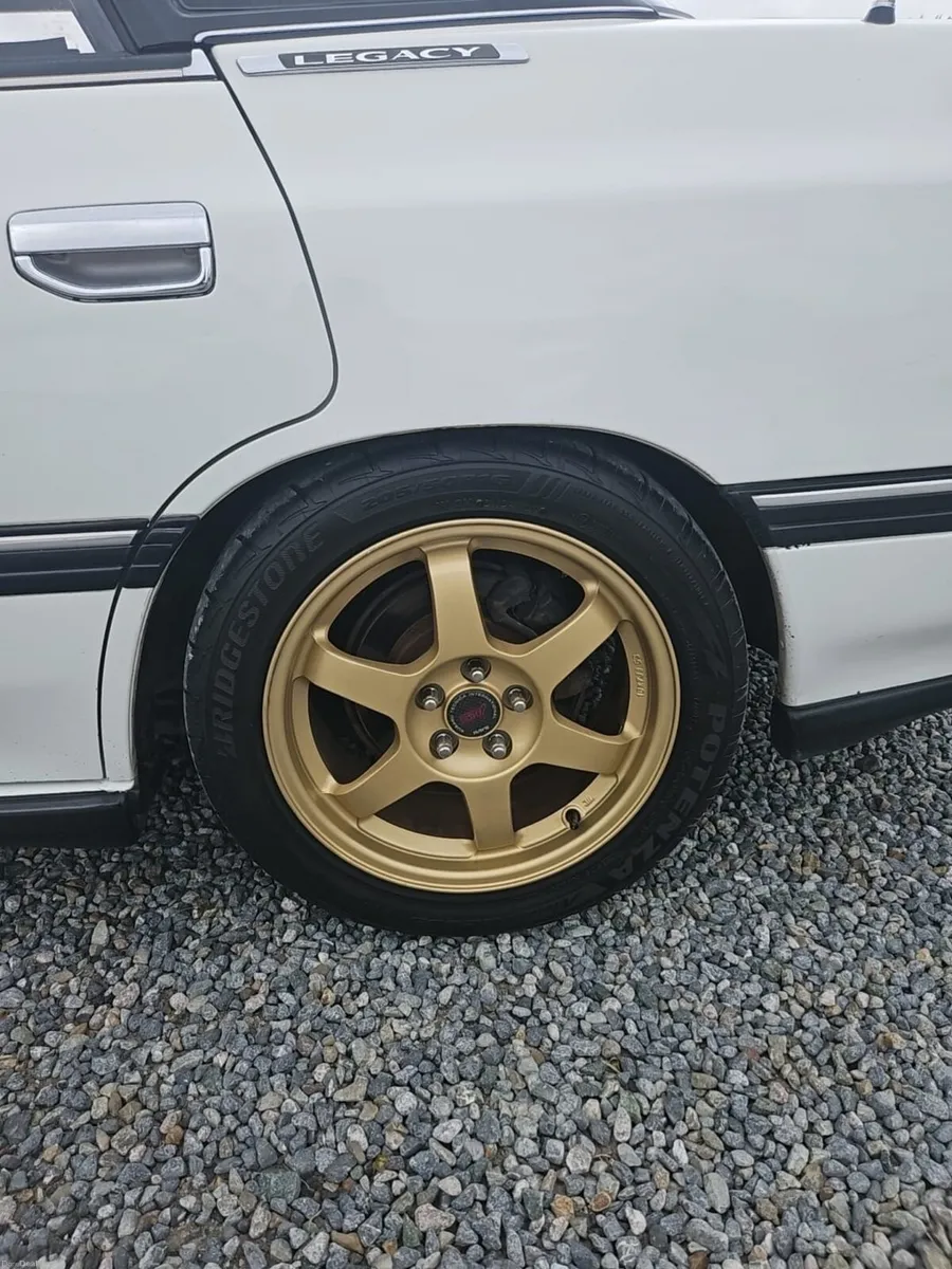 Subaru Legacy - Image 4