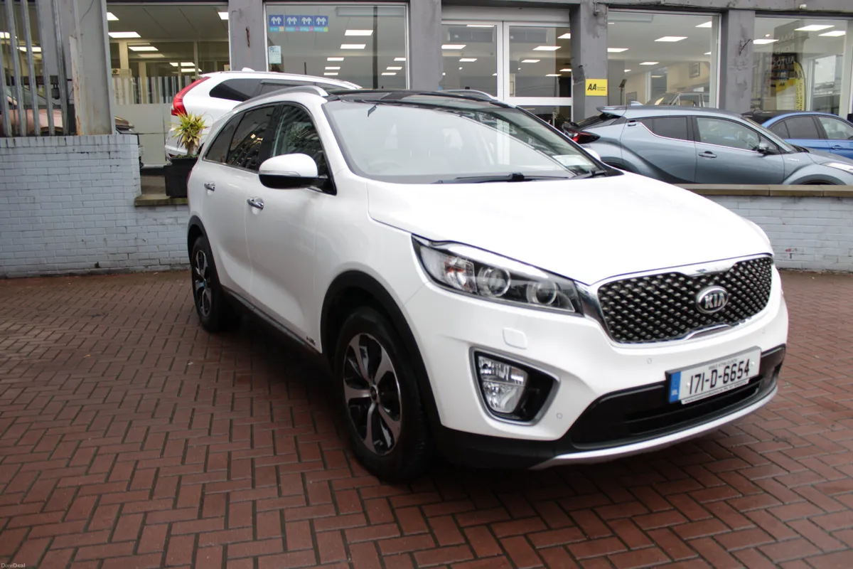 Kia Sorento 2017 - Image 1