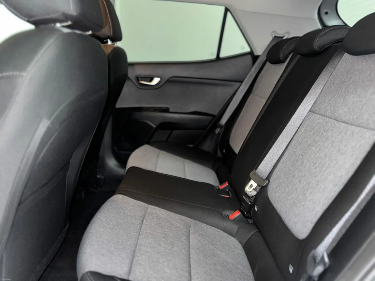 Kia Stonic 1.0 K2 MY25 MT - Image 4