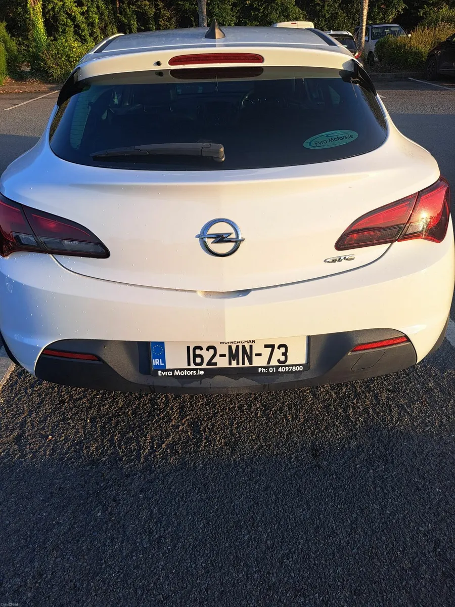 Opel Astra GTC 2016 - Image 1