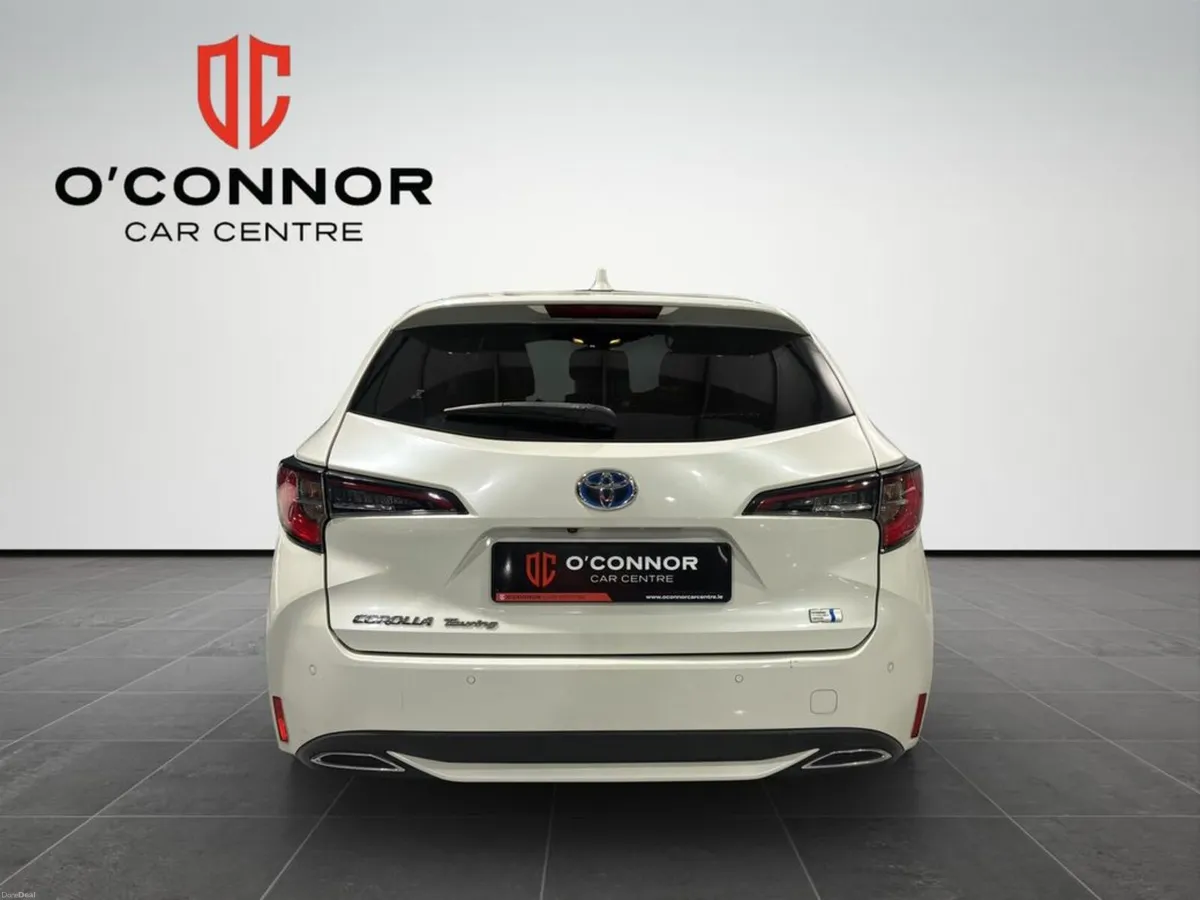 Toyota Corolla “Big space, tiny fuel bills – Corol - Image 3