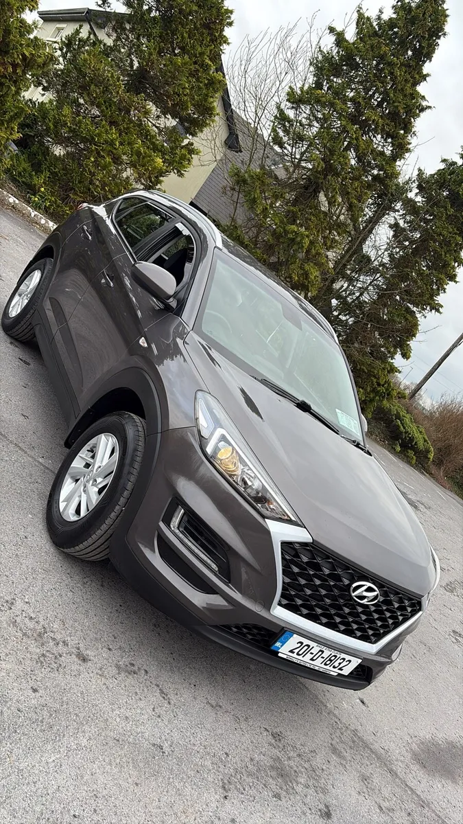 Very clean 201 Hyundai Tucson - Image 1