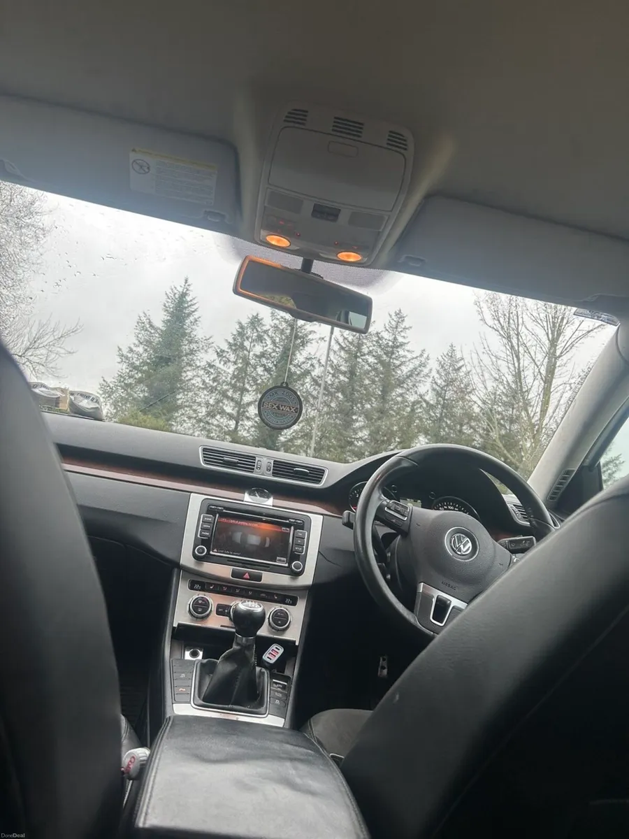 Vw Passat - Image 5