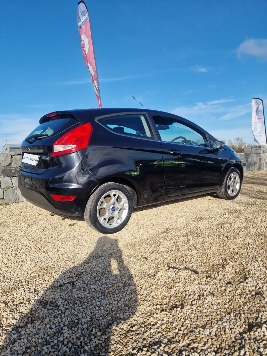 12 Ford Fiesta 1.4 Petrol - Image 4