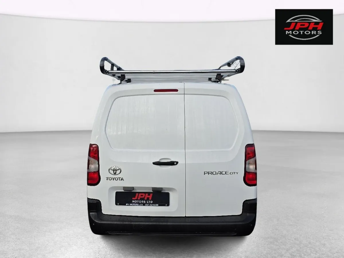 Toyota proace city - Image 4