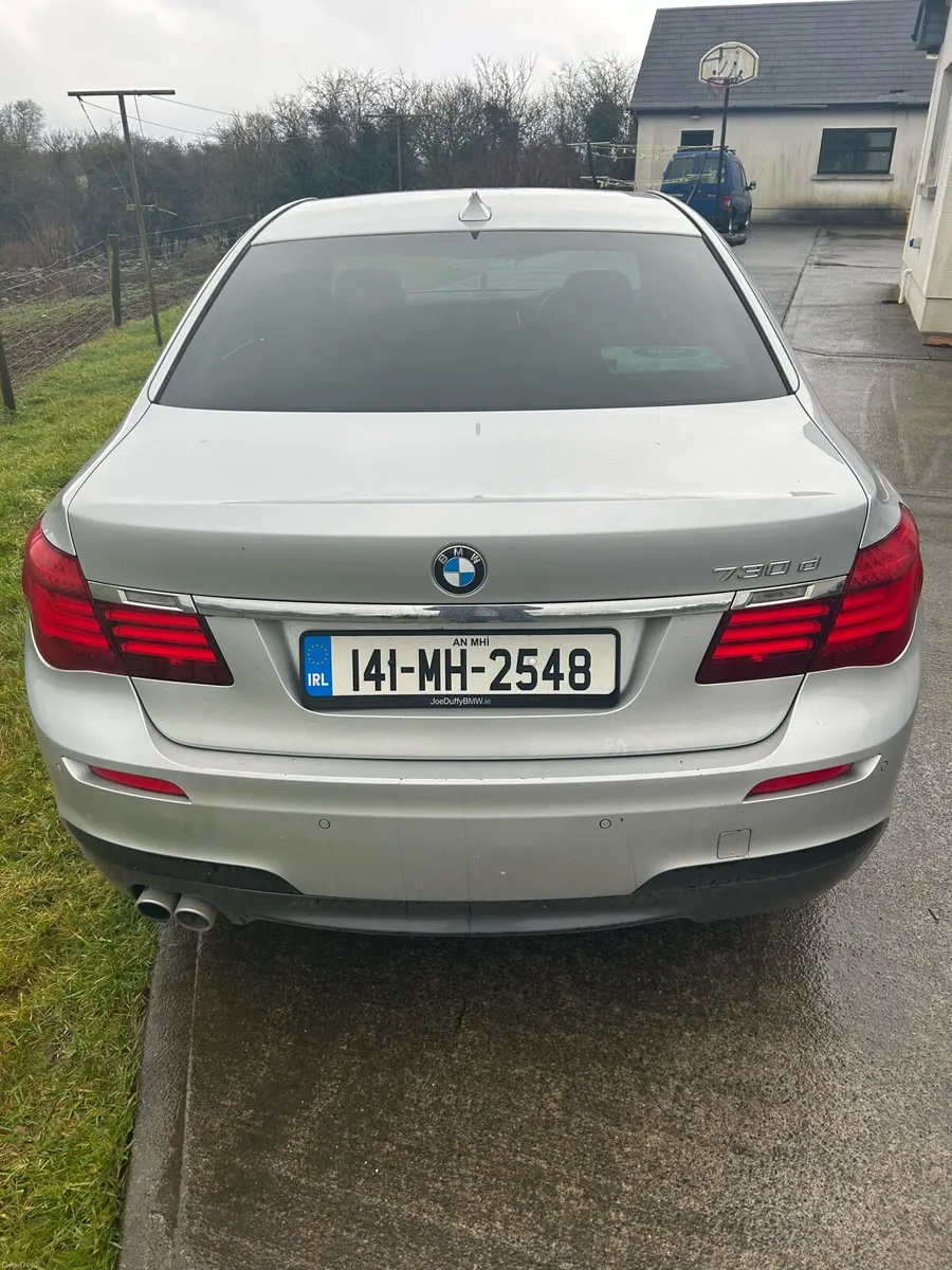 BMW 7 series - Image 2