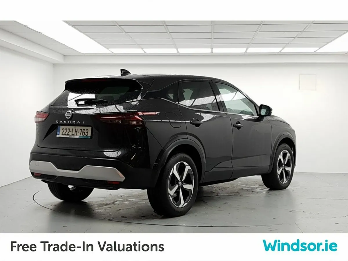 Nissan Qashqai 1.3 PET MILD HYBRID SV PREMIUM - Image 2