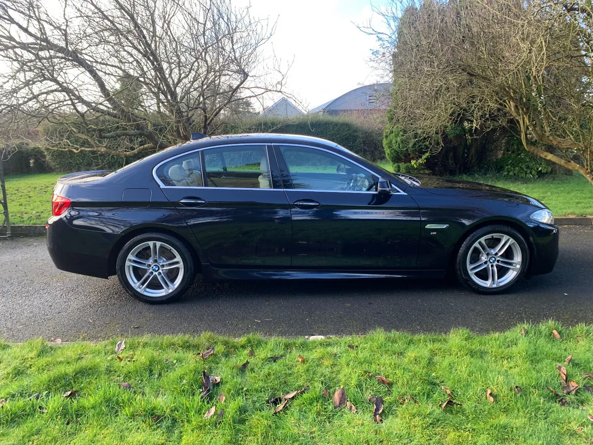 BMW 5-Series 2014 10995520d M SPORT - Image 1