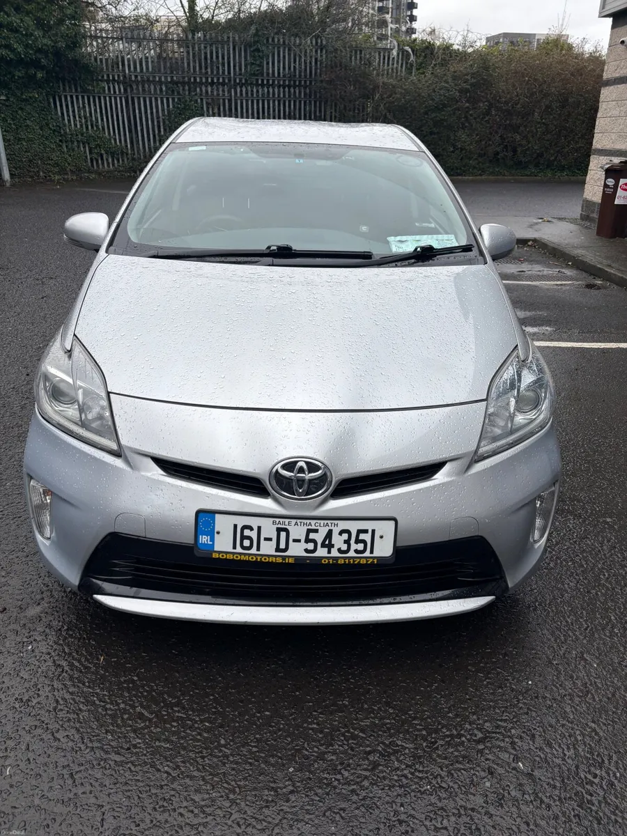 Toyota Prius 2016 - Image 1