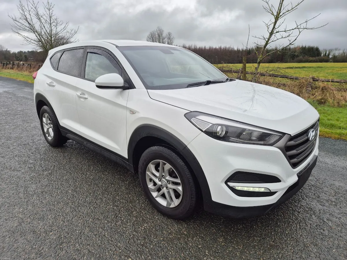 2018 (181) Hyundai Tucson1.7 CRDI S BL/DR 2WD 5DR - Image 1