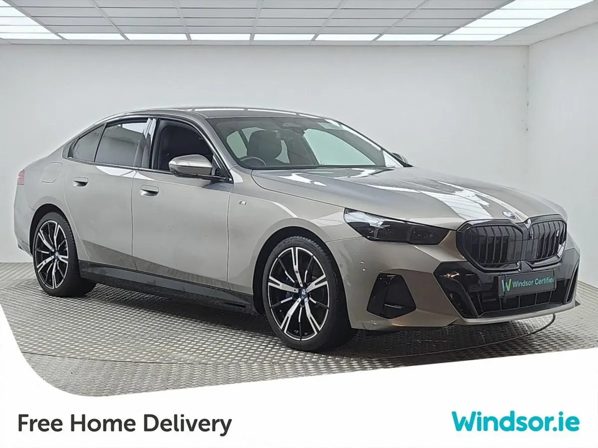 BMW i5 I5 Edrive40 M Sport Pro**Stunning car with - Image 1