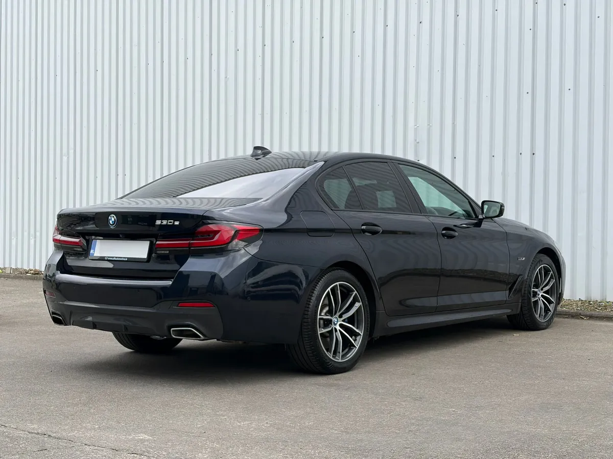 2022 BMW G30 530e M Sport Auto - Image 4