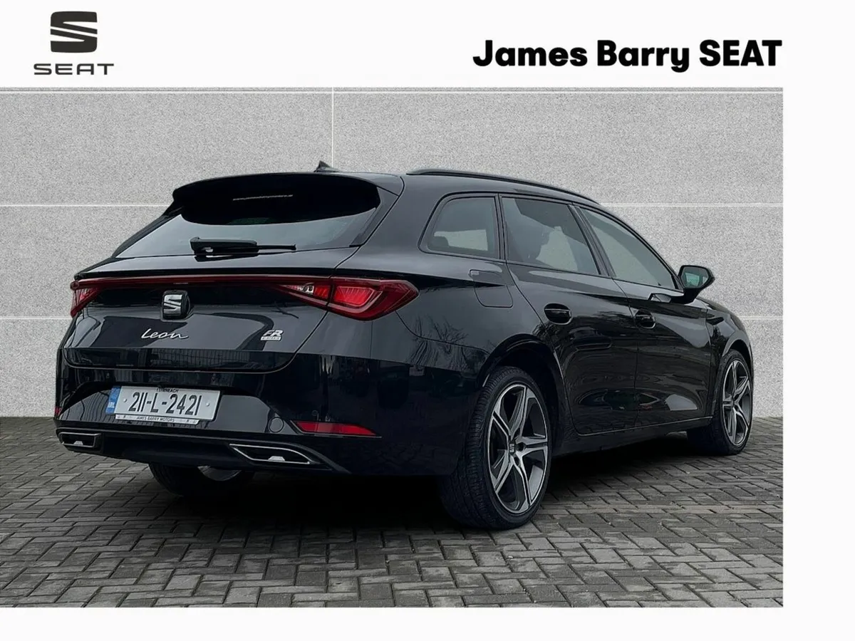 SEAT Leon e-Hybrid 204hp DSG FR - Image 4