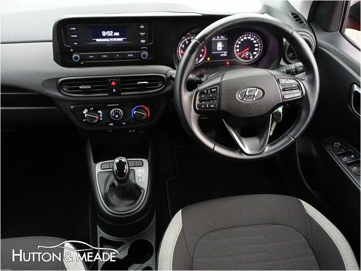 Hyundai i10 Delux Auto 1.0 Petrol 5dr - Image 4