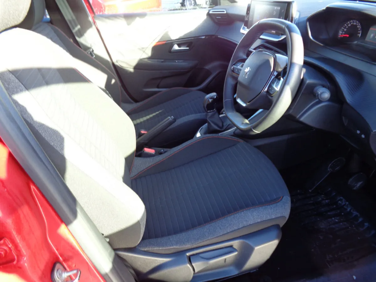 Peugeot 208 Active 1.2 75 6.4 4DR - Image 4