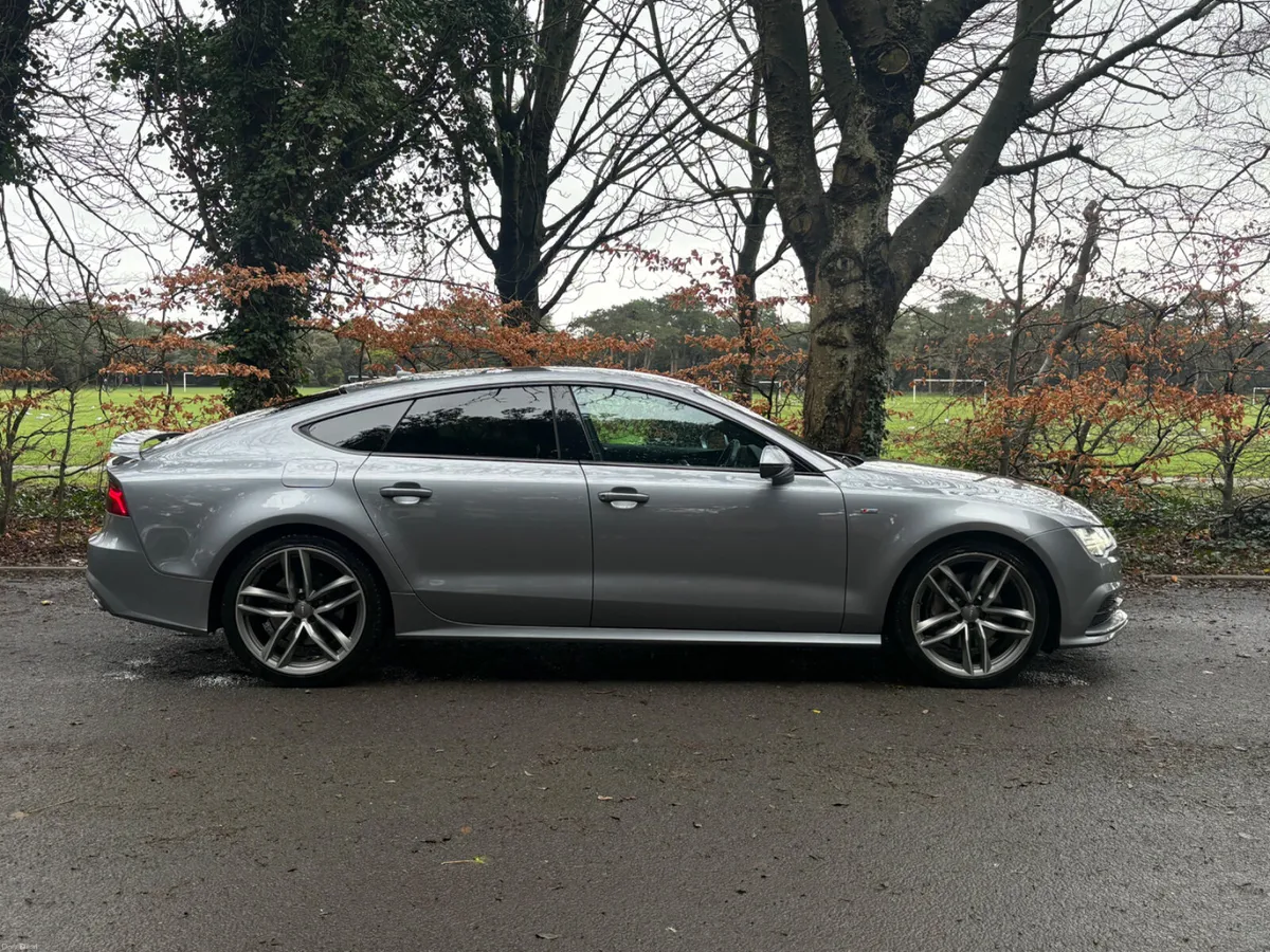2016 Audi A7 Sline Ultra blk edition Low kms - Image 4