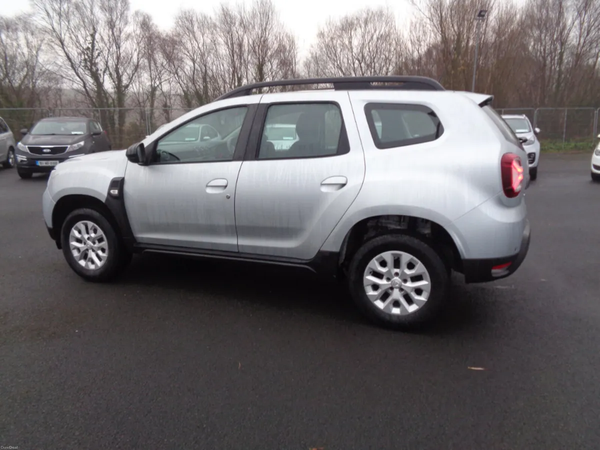 Dacia Duster Comfort 4X2 5DR - Image 3