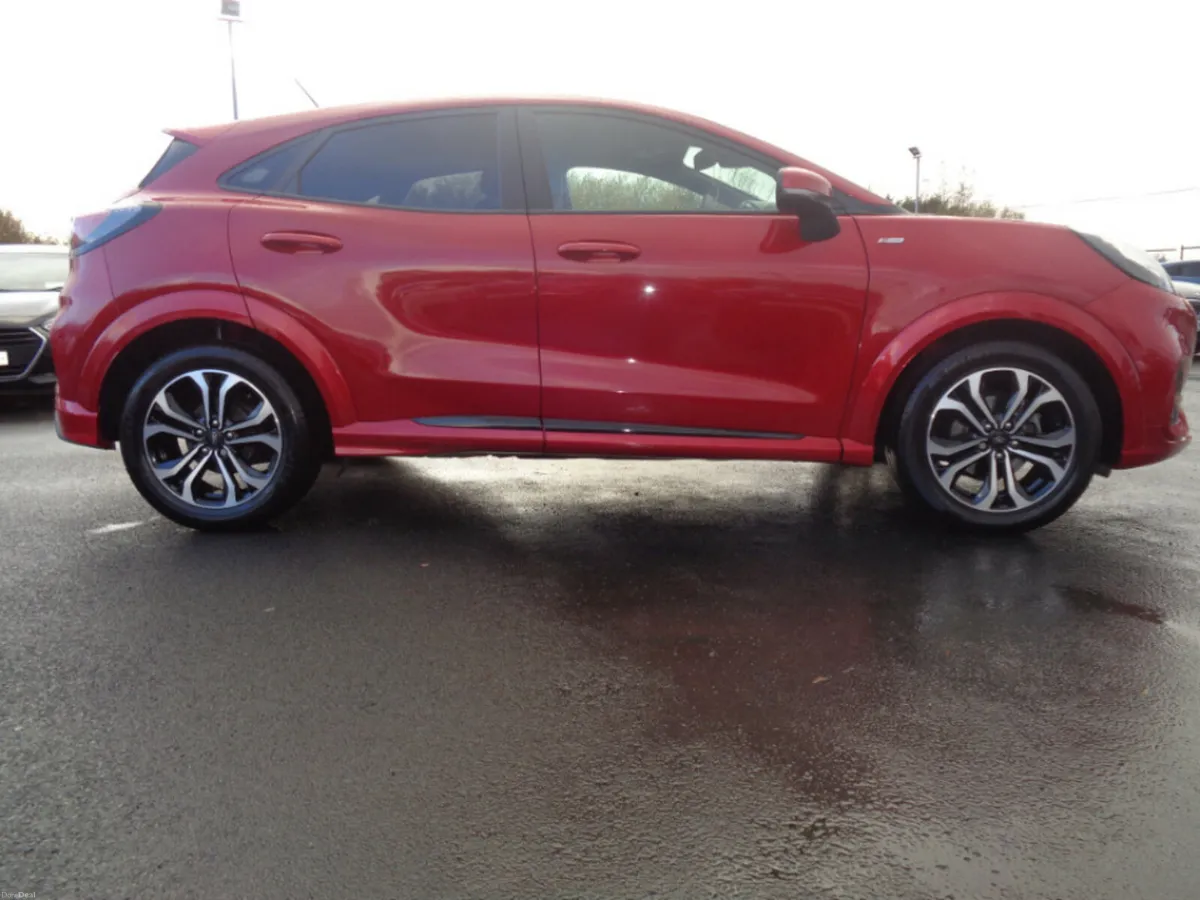 Ford Puma St-line AUTOMATIC 1.0T 125 5DR - Image 3