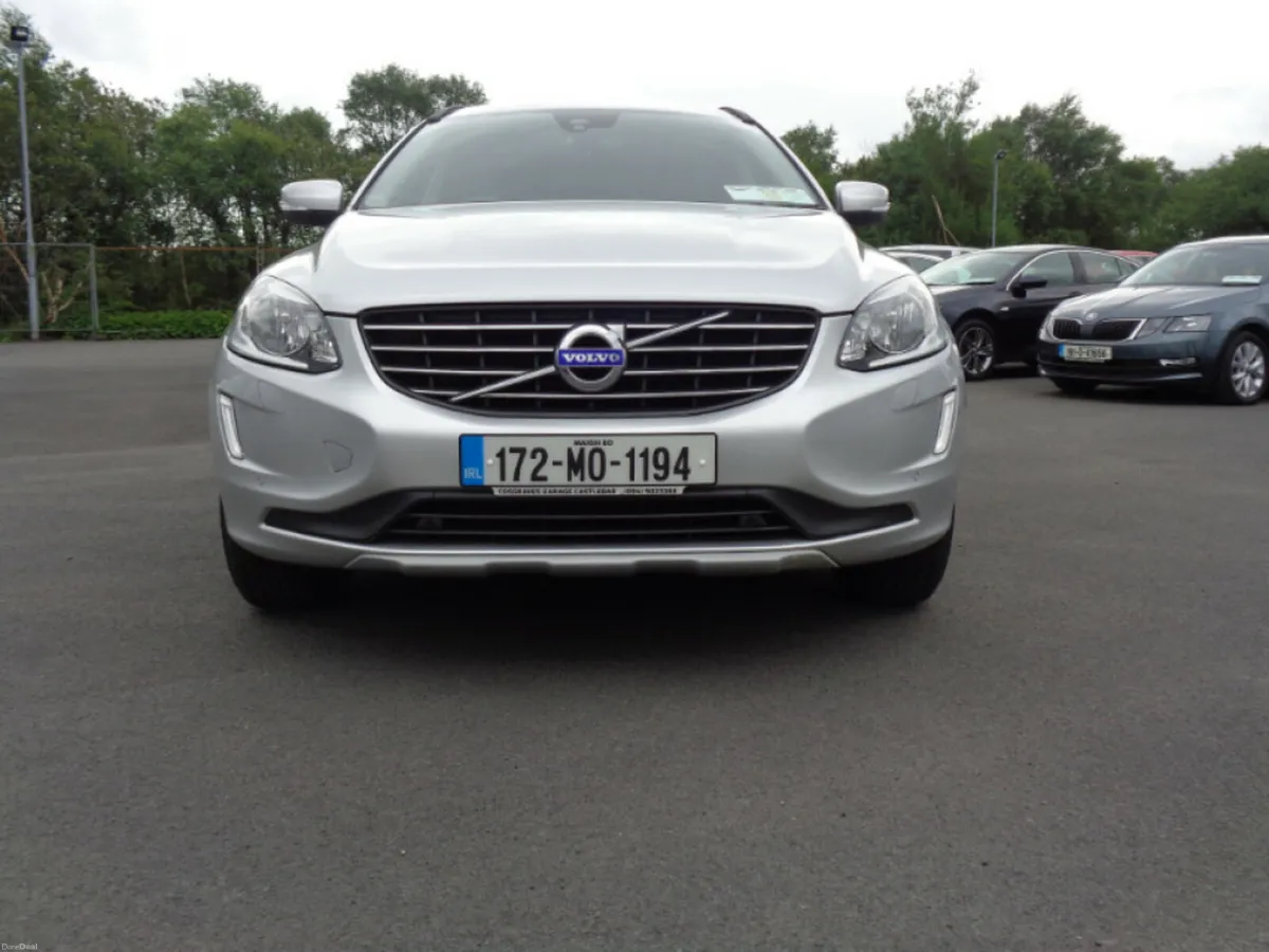 Volvo XC60 SE NAV D4 - Image 2