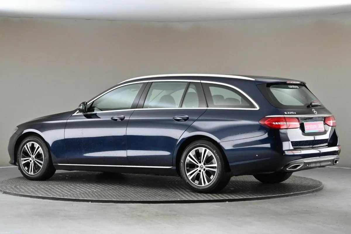 Mercedes-Benz E-Class E220 CDI ESTATE - Image 6