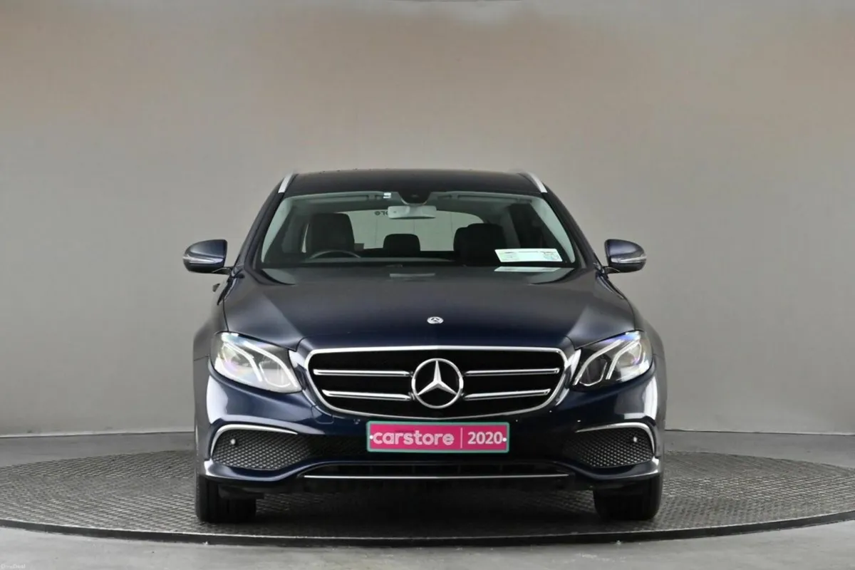 Mercedes-Benz E-Class E220 CDI ESTATE - Image 2