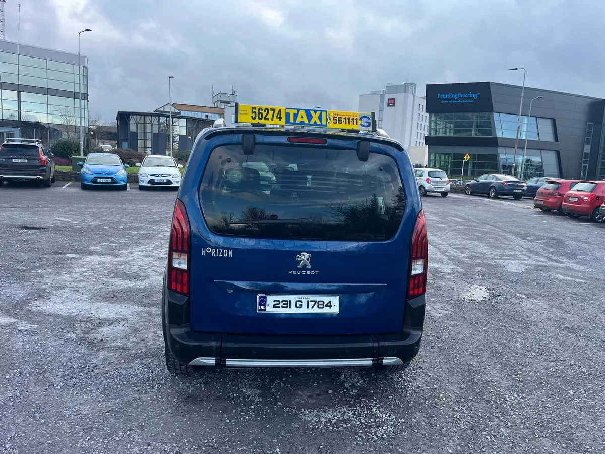 Taxi for sale - Image 4