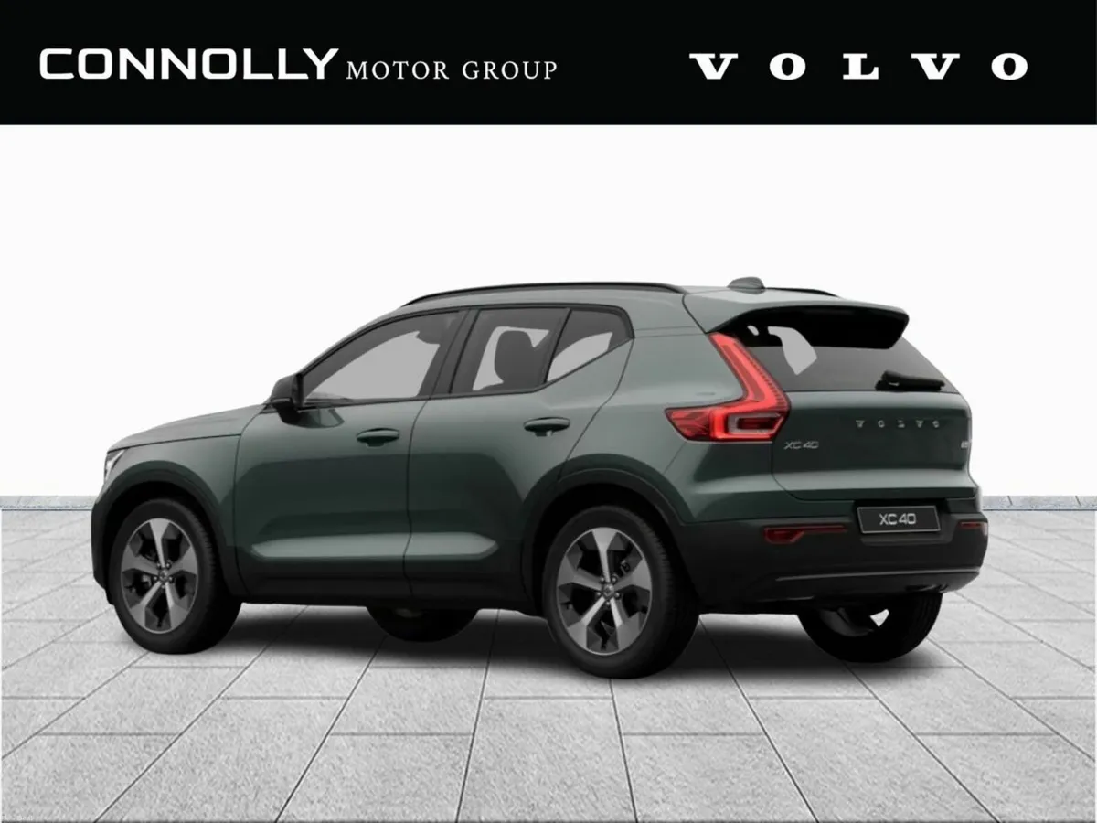 Volvo XC40 B3 Plus Dark €568pm - Image 3