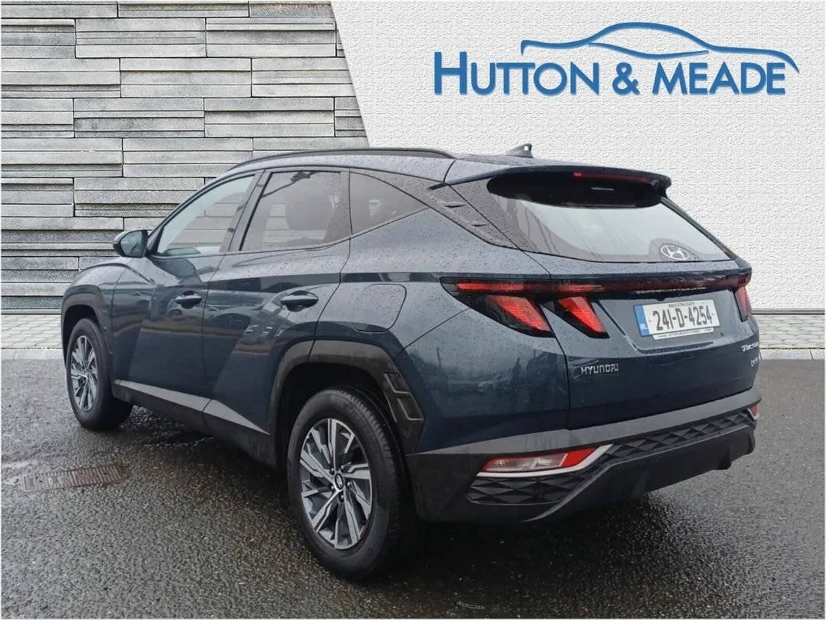 Hyundai Tucson Executive HEV 1.6 Petrol 5dr - Image 3
