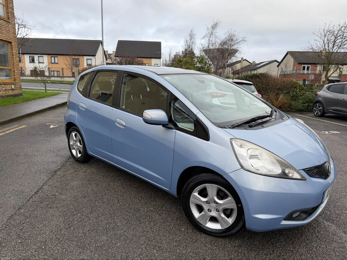 Honda Jazz 2010 - Image 3
